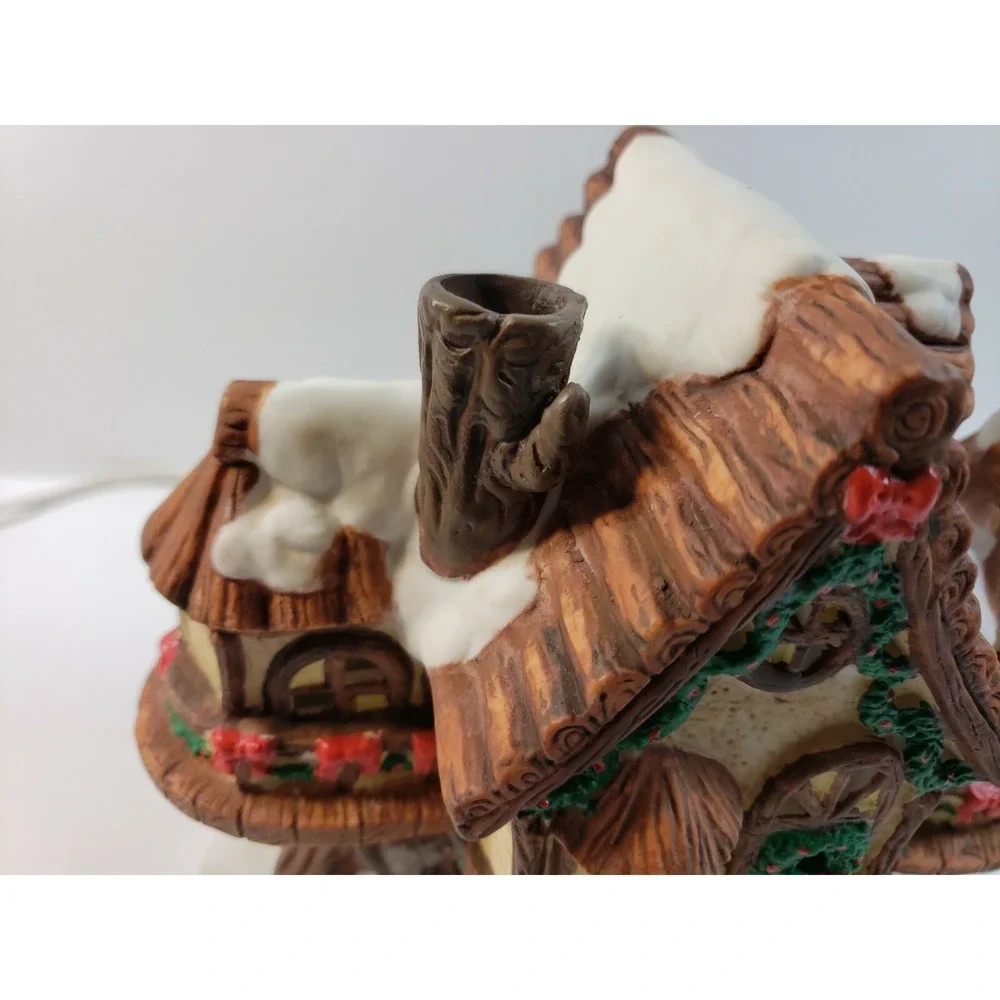 Hollybeary USA The Plumbeary Home 1995 Lite Village‎ Piece